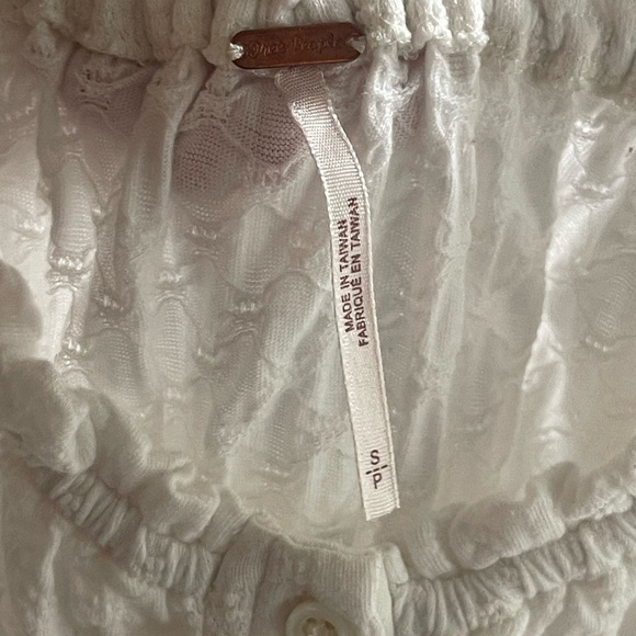 Free People Ladybug Long Sleeve Milkmaid Top White Stretch Eyelet Sweetheart Sm - Picture 4 of 7